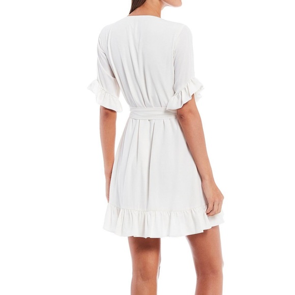 Brand:Gianni Bini , Size:Small , Color:Cream - Picture 2 of 3